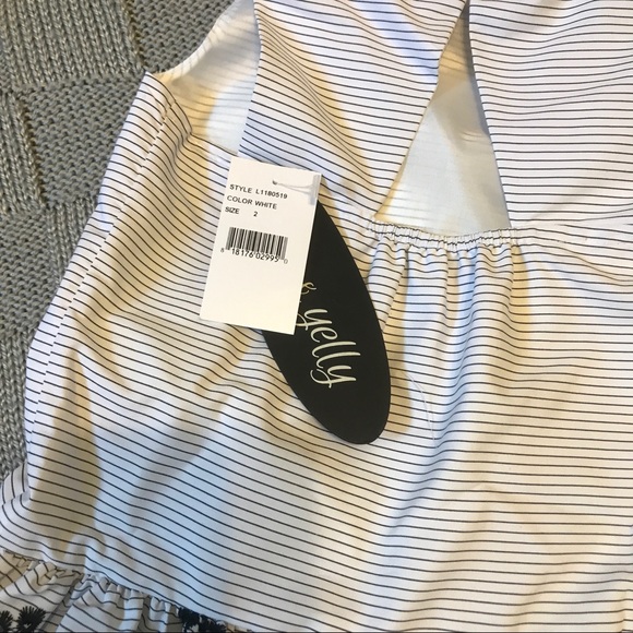 Ava and Yelly embroidered party dress - Picture 5 of 9